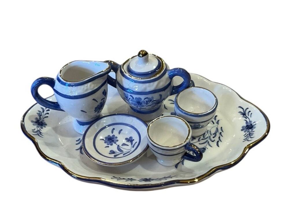 April Cornell Delft Design Mini Porcelain Play Tea Set Vintage 7 Pieces Blue